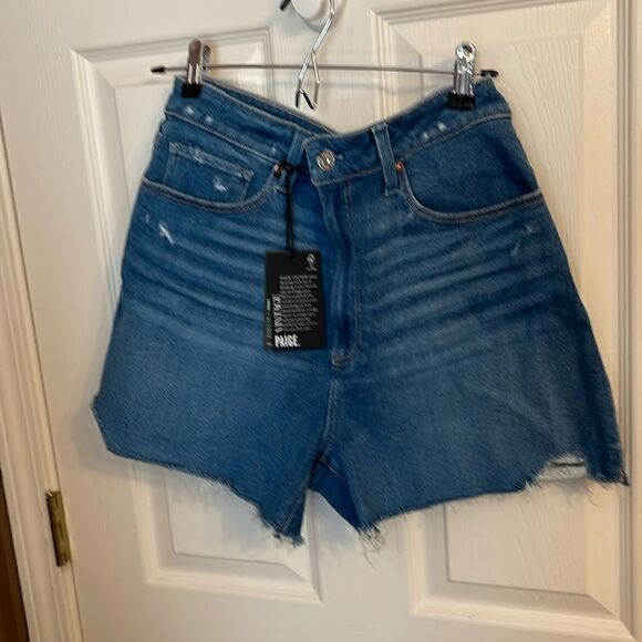 PAIGE Pants - Paige DaniShort HighRise A-line short 31 NWOT